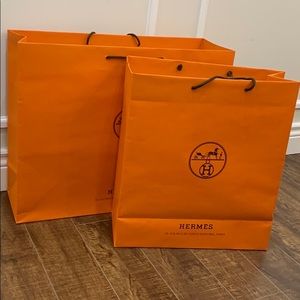 Hermes shopping bag size M